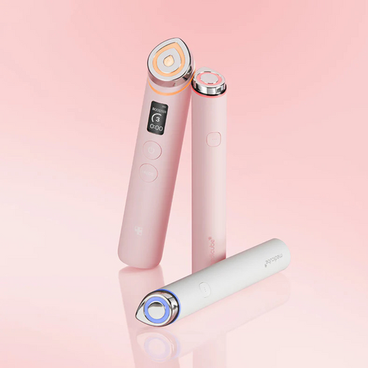 Kuo skiriasi Medicube AGE-R Booster Pro ir AGE-R Booster Pro Mini?