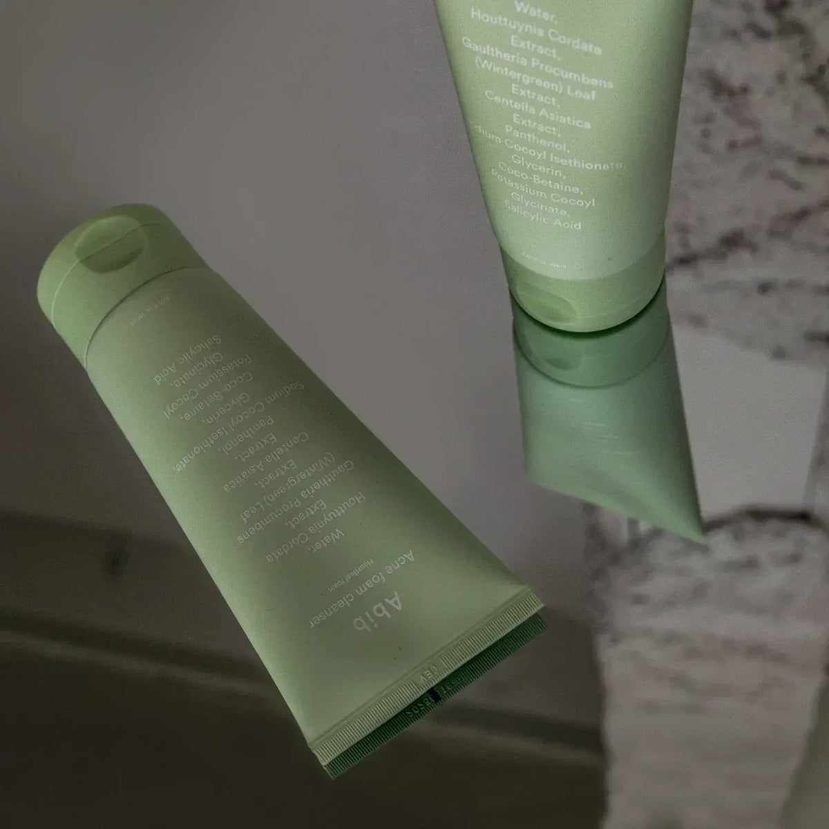 bareskin.lt Abib Acne Foam Cleanser švelnus hipoalerginis veido prausiklis odai, kuri kovoja su bėrimais