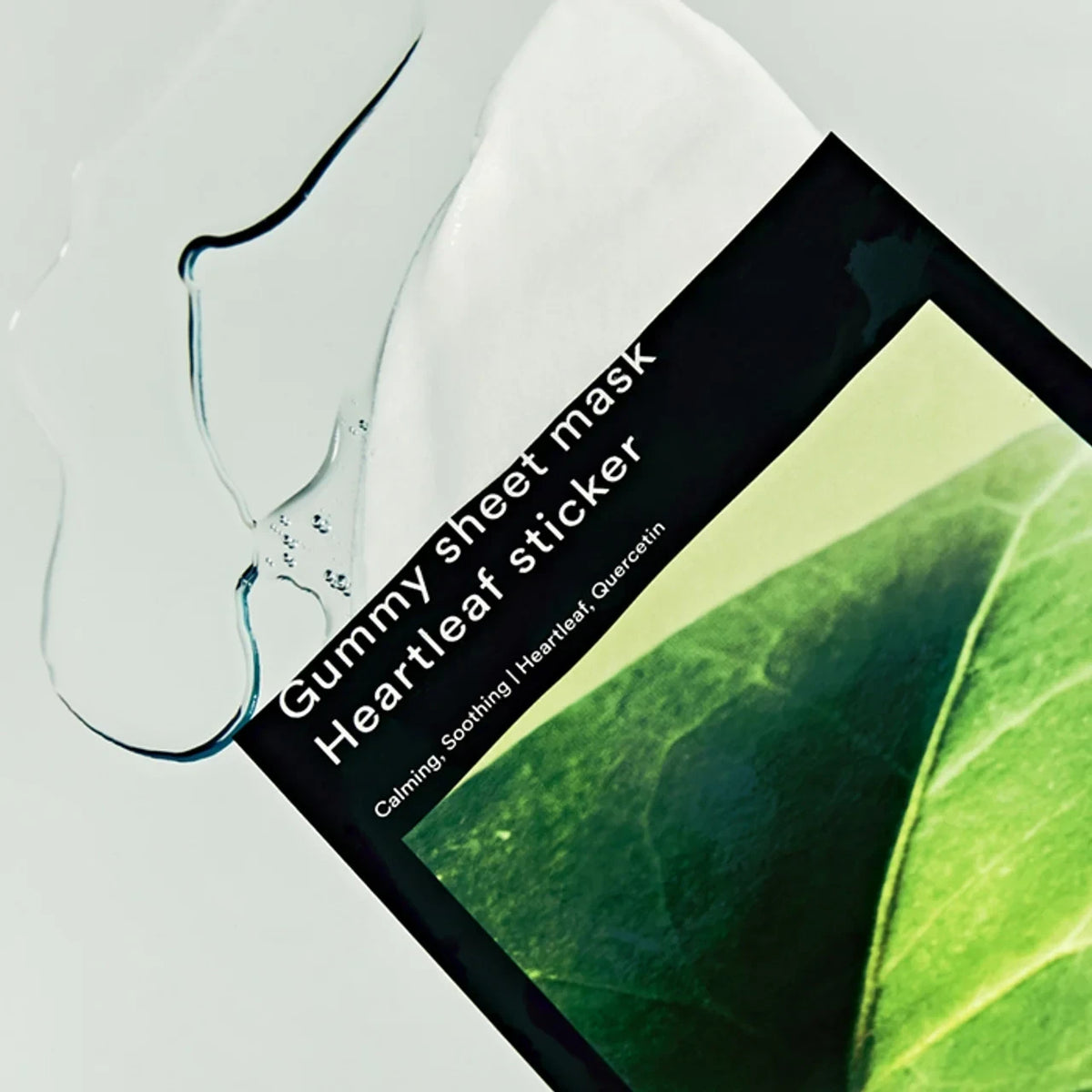 bareskin.lt Abib Gummy Sheet Mask Heartleaf Sticker lakštinė veido kaukė, praturtinta veiksmingais augaliniais ekstraktais ir drėkinančiais ingredientais, ramina, drėkina ir atkuria odą