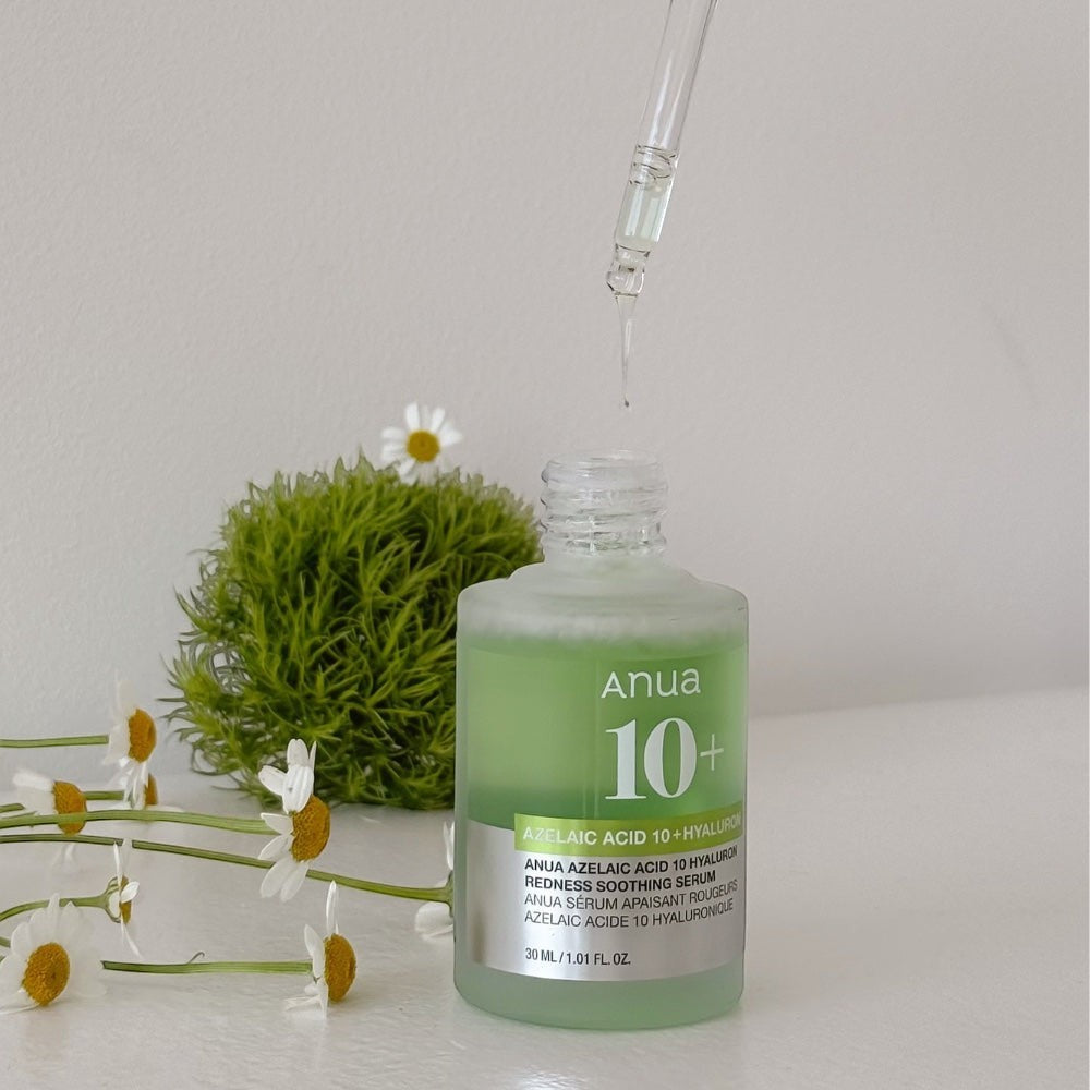 bareskin.lt Anua Azelaic Acid 10 Hyaluron Redness Soothing Serum serumas sukurtas odos problemoms, tokioms kaip rožinė (rosacea), aknė, netolygi tekstūra ir pigmentacija, spręsti, azelaino rūgštis padeda mažinti paraudimą