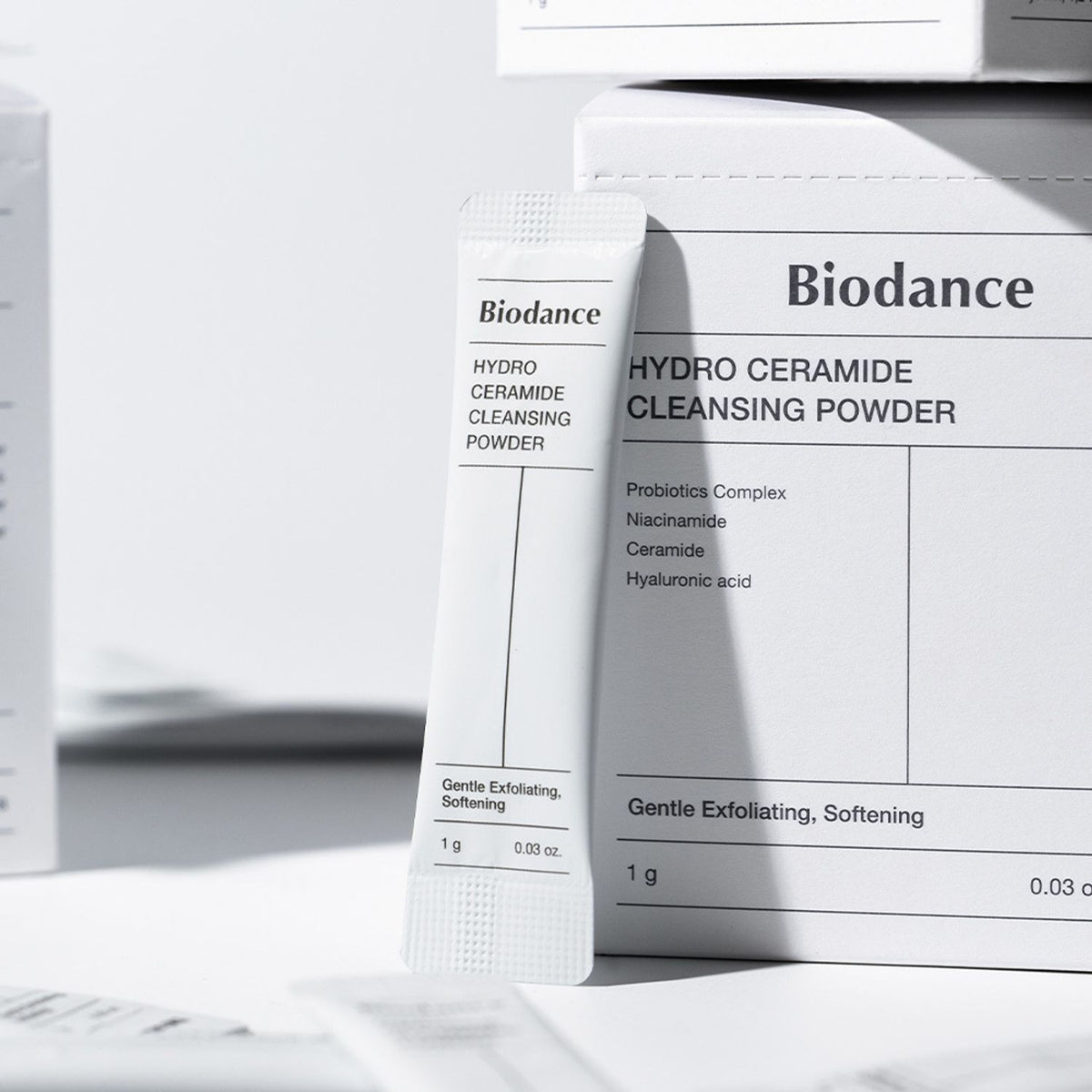 bareskin.lt BIODANCE Hydro Ceramide Cleansing Powder enziminis prausiklis, valomieji milteliai, kurie valo ir drėkina odą, saugodama jos natūralų balansą