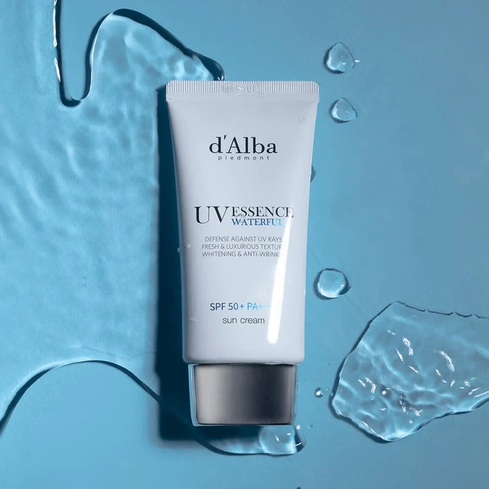 bareskin.lt d'Alba UV Essence Waterfull+ SPF50+ PA++++ veido kremas su aukšta SPF50+ PA++++ apsauga nuo saulės