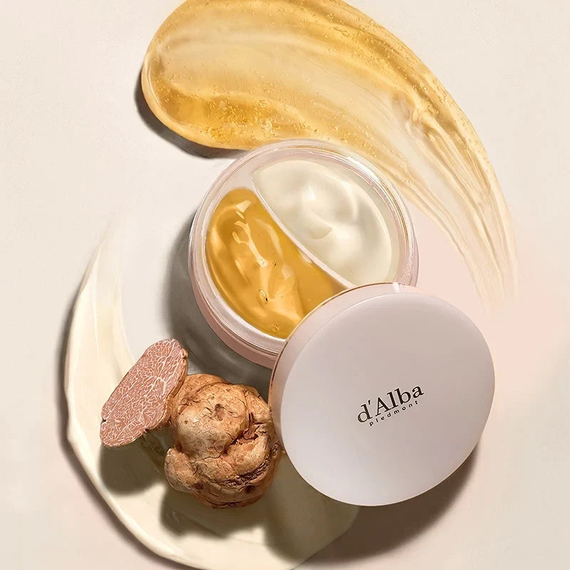 bareskin.lt d'Alba White Truffle Double Serum & Cream dviejų viename serumo ir kremo derinys suteikia individualizuotą odos priežiūrą pagal jos poreikius ir sezoninius pokyčius