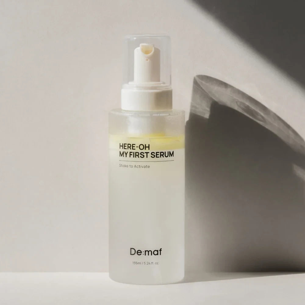 bareskin.lt De:maf Here-Oh My First Serum dvifazis drėkinamasis serumas, sukurtas odai, kuriai trūksta drėgmės, komforto ir minkštumo pojūčio