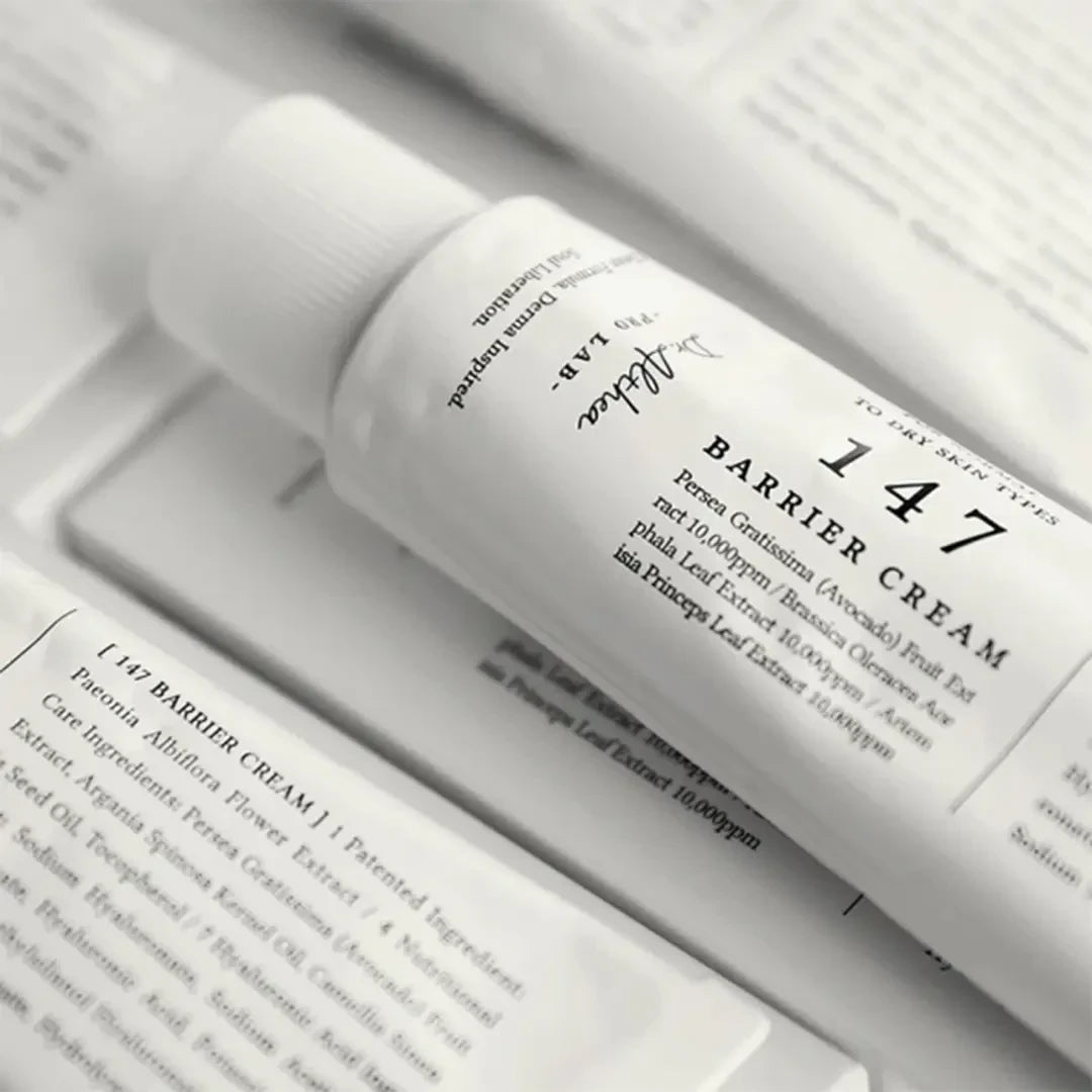 bareskin.lt Dr. Althea 147 Barrier Cream raminamasis drėkinamasis kremas, praturtintas azulenu švelniai nuramina ir mažina odos sudirgimus