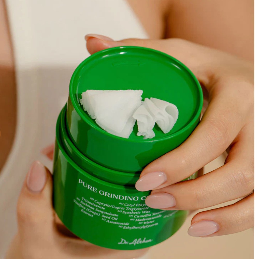 bareskin.lt Dr. Althea Pure Grinding Cleansing Balm valomasis balzamas švelniai ir veiksmingai pašalina makiažą, apsauginį kremą nuo saulės bei odos nešvarumus