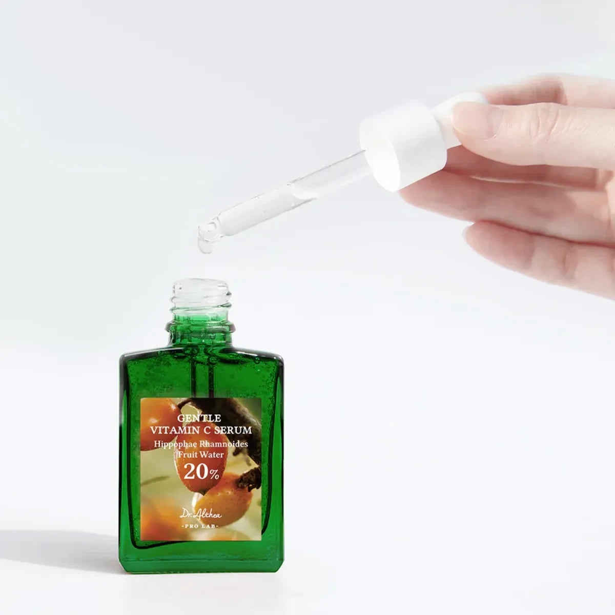 bareskin.lt Dr. Althea Gentle Vitamin C Serum šviesinamasis ir drėkinamasis serumas su niacinamidu ir vitaminu C
