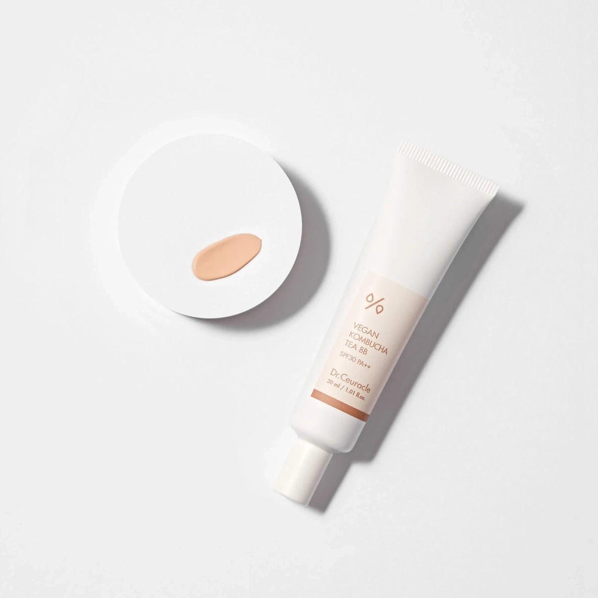 bareskin.lt Dr. Ceuracle Vegan Kombucha Tea BB cream BB kremas suteikia natūralų padengimą ir intensyvų drėkinimą