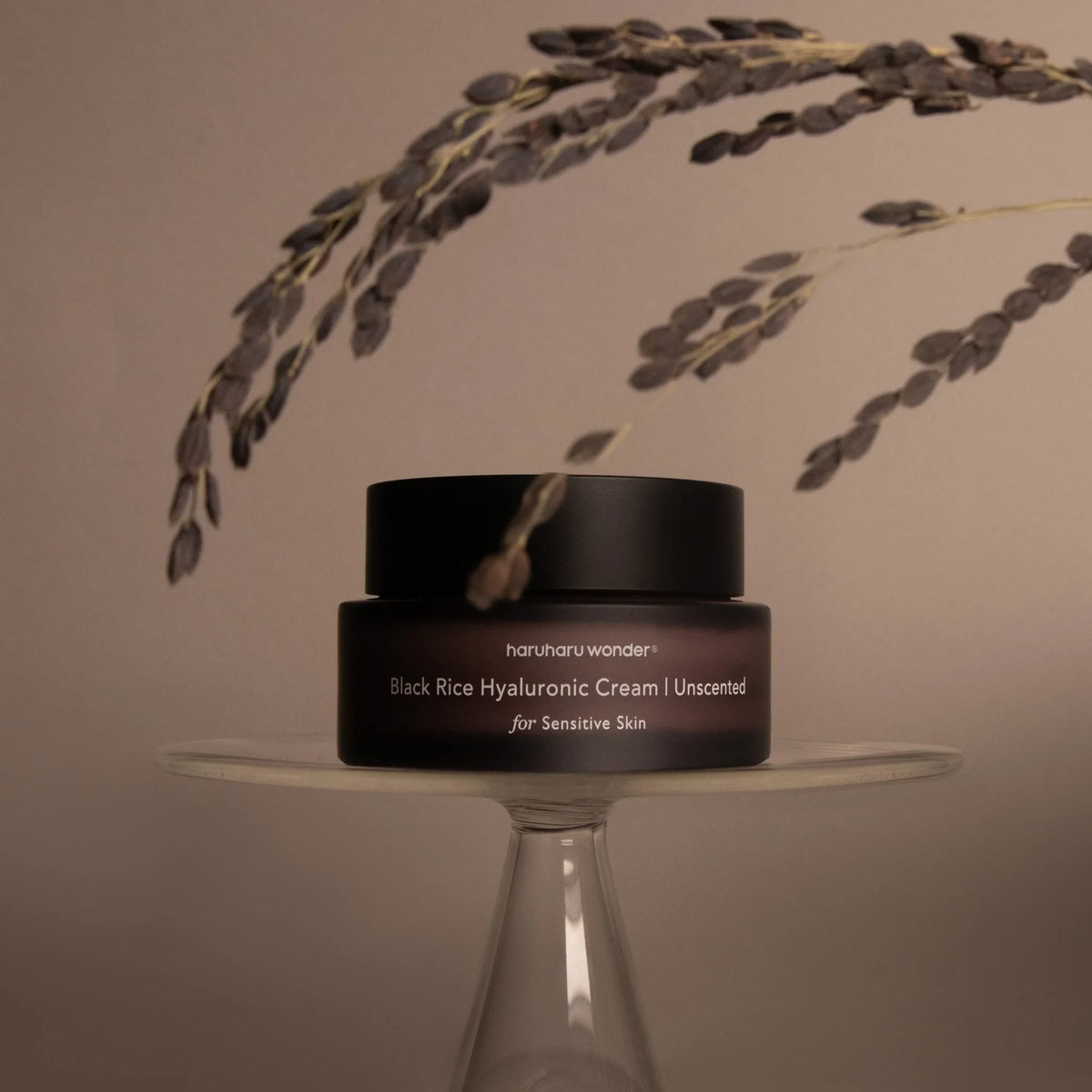 bareskin.lt Haruharu Wonder unscented black rice hyaluronic cream maitinamasis, bekvapis juodųjų ryžių ekstrakto ir hialurono rūgšties kremas
