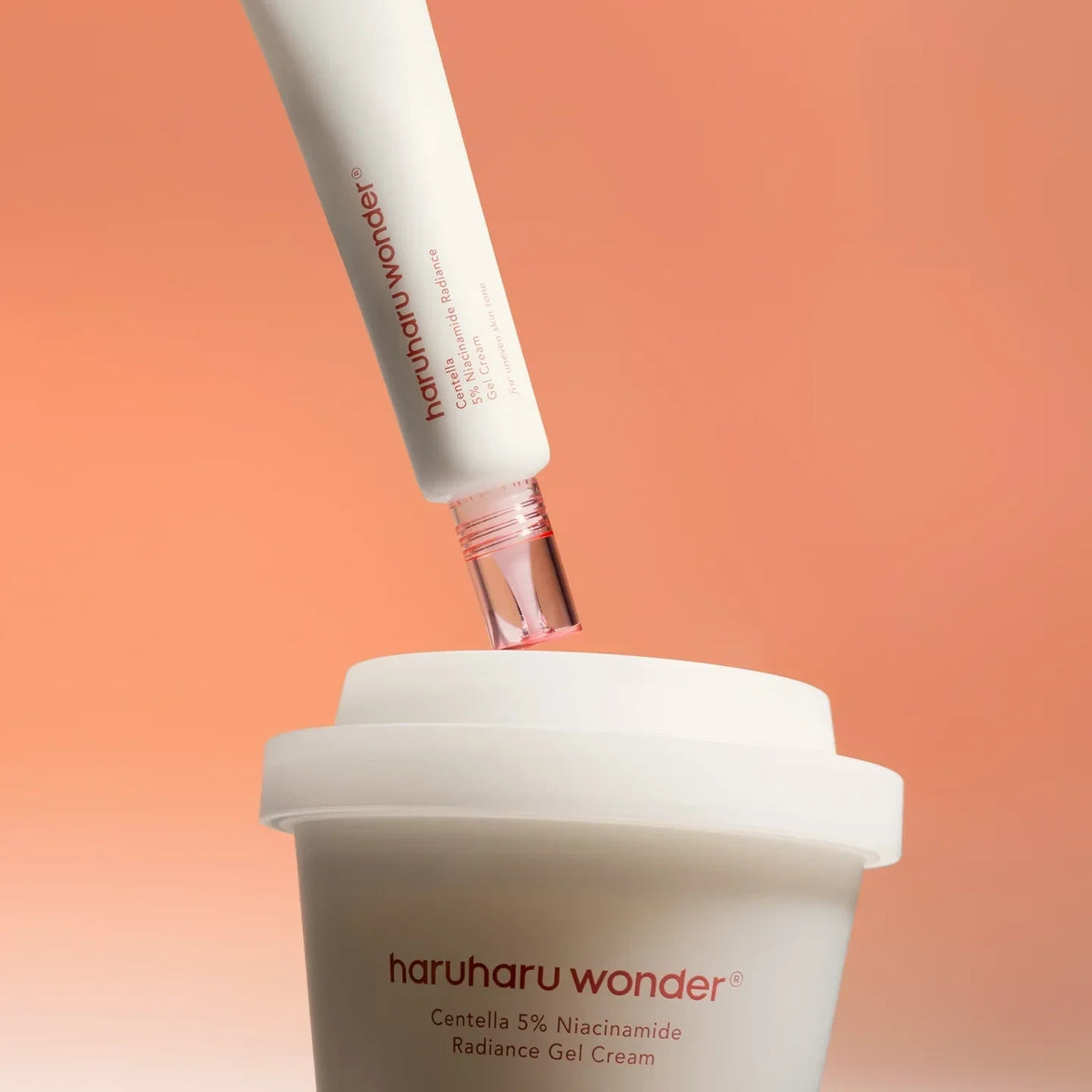 bareskin.lt Haruharu Wonder Centella 5% Niacinamide Radiance Gel Cream drėkinamasis kremas su niacinamidu ir azijine centele