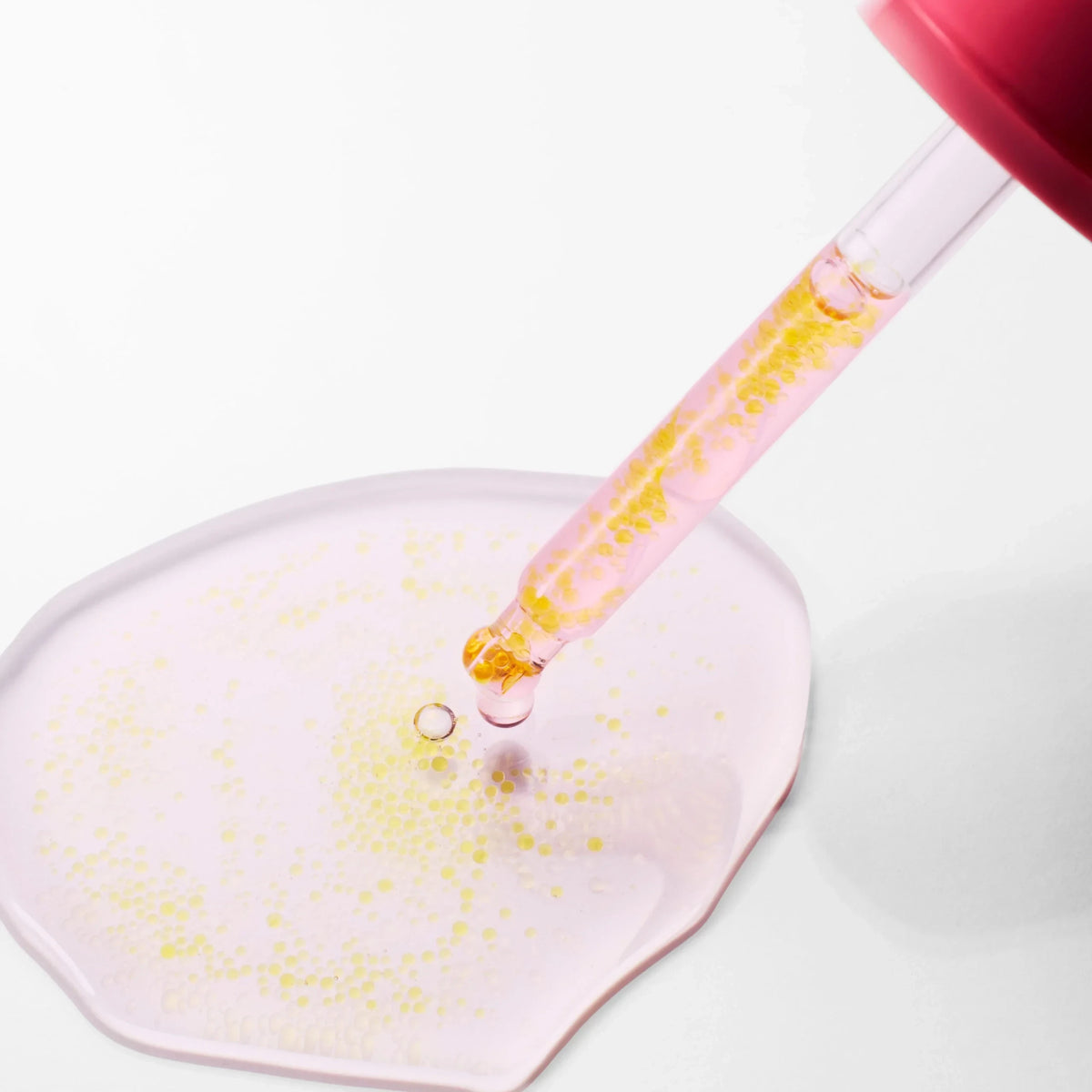 bareskin.lt PURITO SEOUL Niacinamide 10 Retinal Serum veido serumas su niacinamidu, traneksamo rūgštimi (TXA) ir retinaliu, skirtas pigmentacijos požymių ir netolygaus odos tono priežiūrai