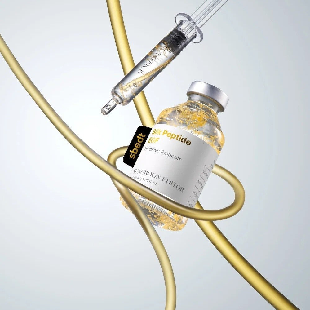 SUNGBOON EDITOR Silk Peptide EGF Intensive Ampoule from bareskin.lt featuring a glass vial and dropper with gold flakes