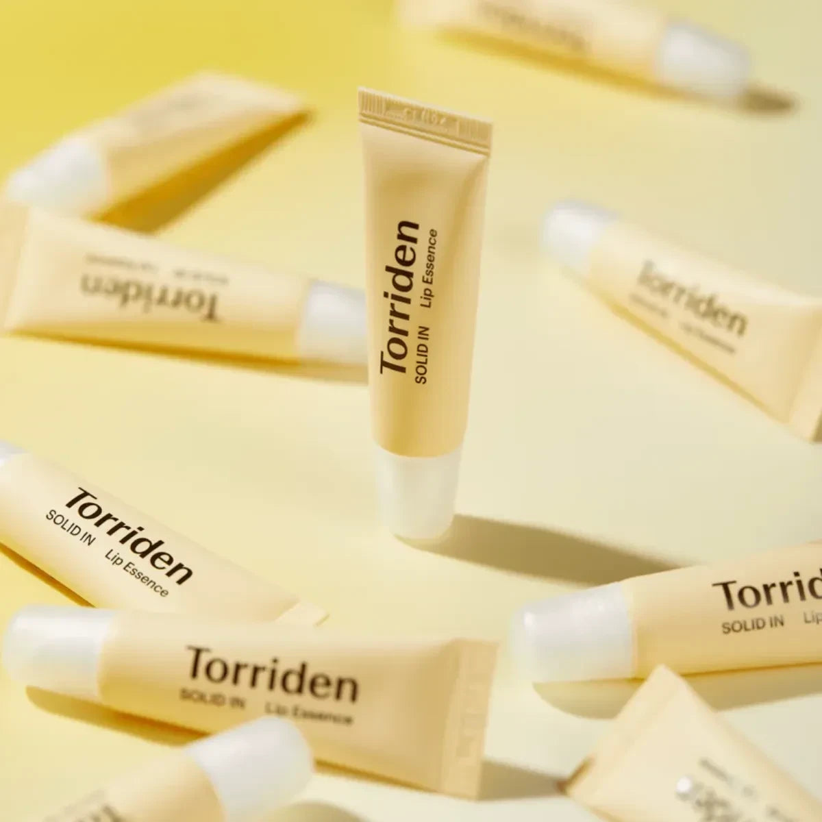 bareskin.lt Torriden Solid-In Ceramide balzamo konsistencijos lūpų esencija, kurios sudėtyje ypatingai drėkinantys komponentai