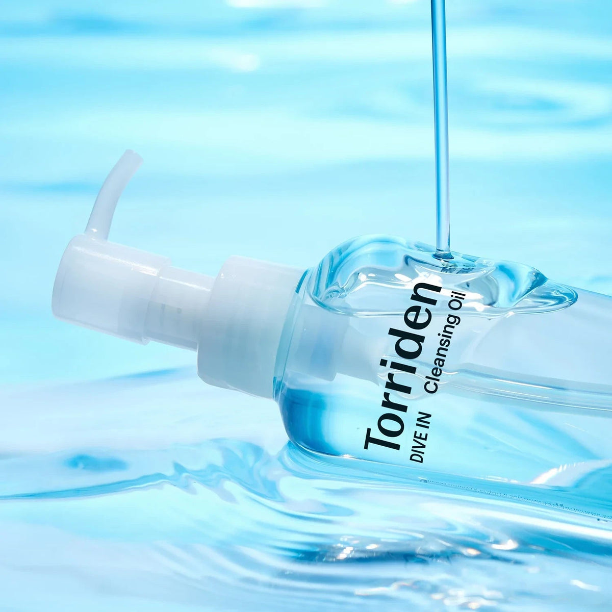 bareskin.lt Torriden DIVE IN Cleansing Oil Valomasis aliejus giliai nuvalo odą ir padeda pašalinti vandeniui atsparaus makiažo, kremo nuo saulės bei porose susikaupusių nešvarumų