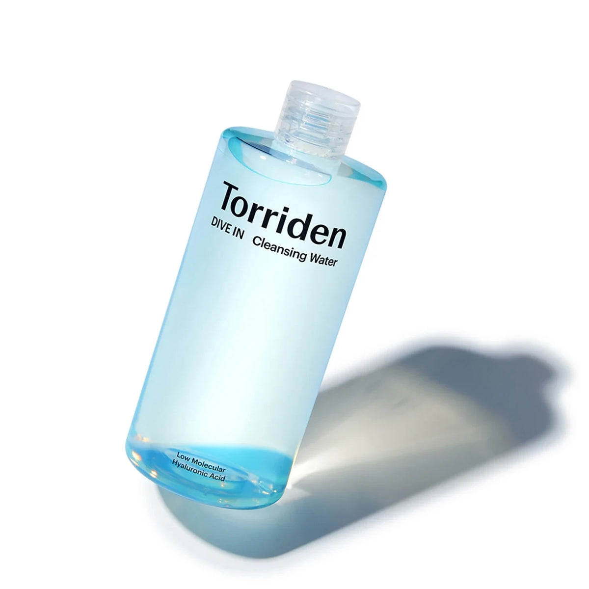 bareskin.lt Torriden DIVE-IN hyaluronic acid cleansing water in a clear blue bottle for sensitive skin