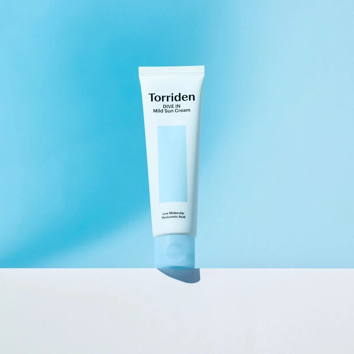 bareskin.lt Torriden Dive In Mild Sun Cream SPF50+ PA++++  mineralinis apsauginis kremas nuo saulės su cinko oksidu padeda apsaugoti odą nuo UVA ir UVB spindulių bei užtikrina komfortišką kasdienę apsaugą