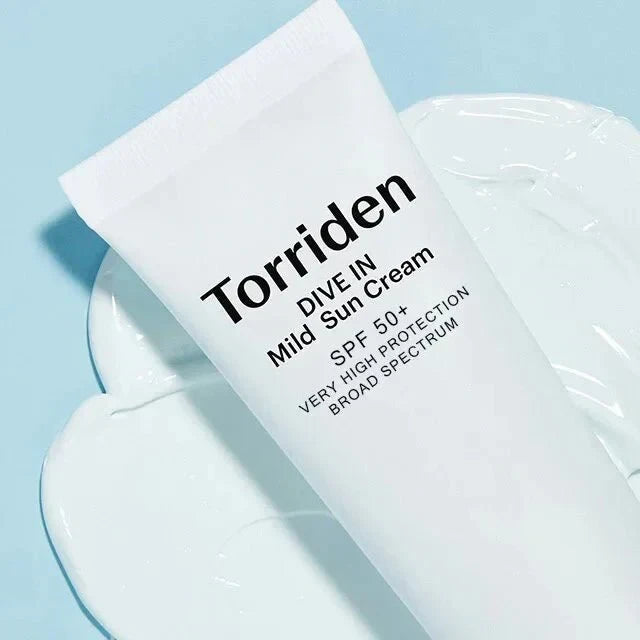 bareskin.lt Torriden Dive In Mild Sun Cream SPF50+ PA++++  mineralinis apsauginis kremas nuo saulės su cinko oksidu padeda apsaugoti odą nuo UVA ir UVB spindulių bei užtikrina komfortišką kasdienę apsaugą