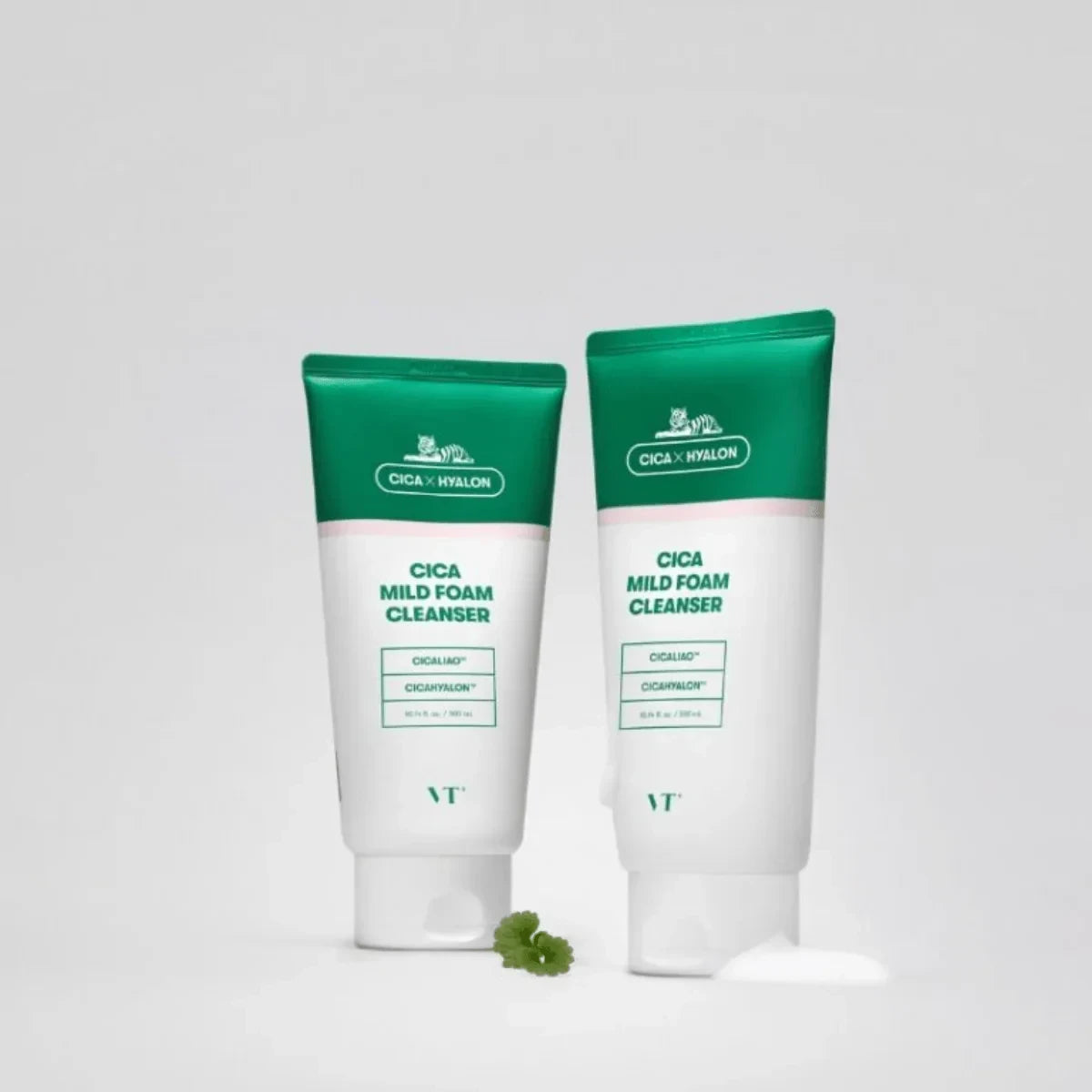 bareskin.lt VT Cosmetics Cica Mild Foam Cleanser veido prausiklis, praturtintas azijinės centelės ekstraktu, propolio ekstraktu ir hialurono rūgštimi, švelniai valo odą, pašalina nešvarumus ir perteklinius riebalus