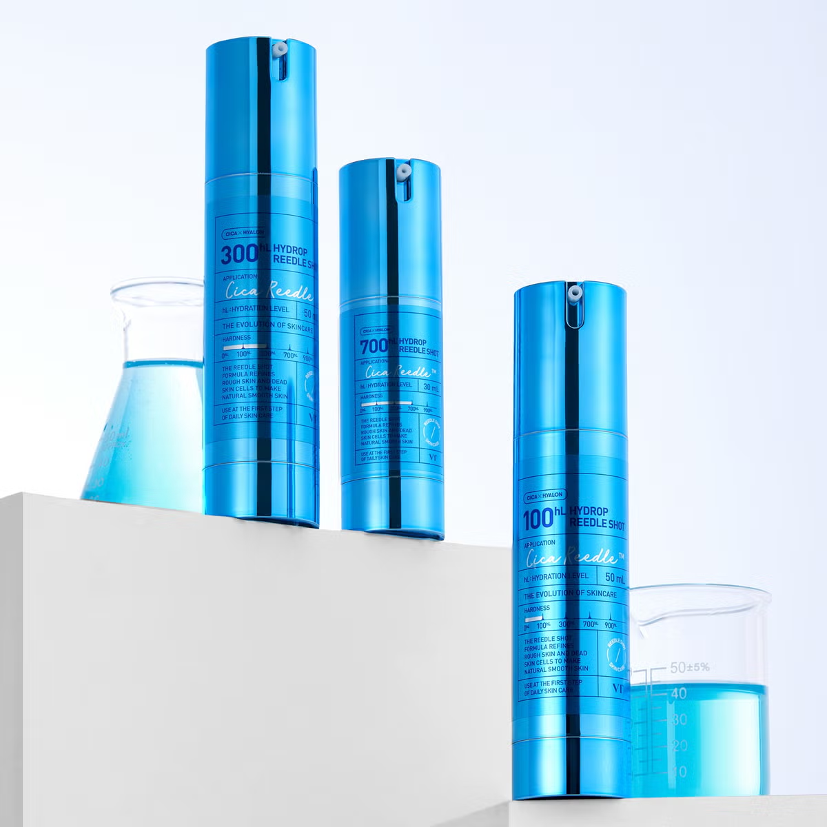 bareskin.lt VT cosmetics Hydrop Reedle Shot 100 ampoule ampulė su patentuotomis Cica Reedle™ mikrodalinėmis dalelėmis, sukurtomis iš mineralinės kilmės silicio, švelniai stimuliuoja odos paviršių