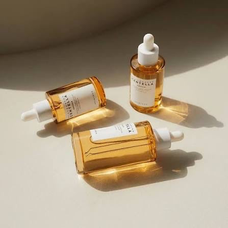 SKIN1004 Madagascar Centella Ampoule serum bottles on a beige surface, available at bareskin.lt